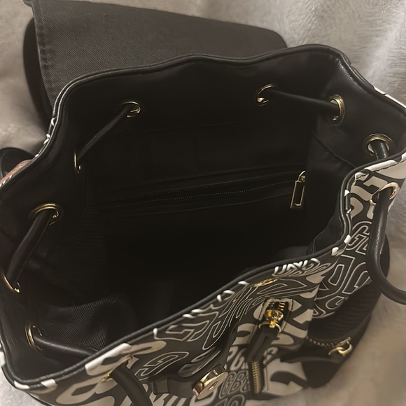 Guess Mini Backpack - Picture 3 of 3